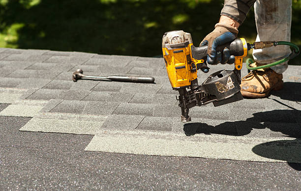 Best Roof Gutter Cleaning  in St Albans, VT